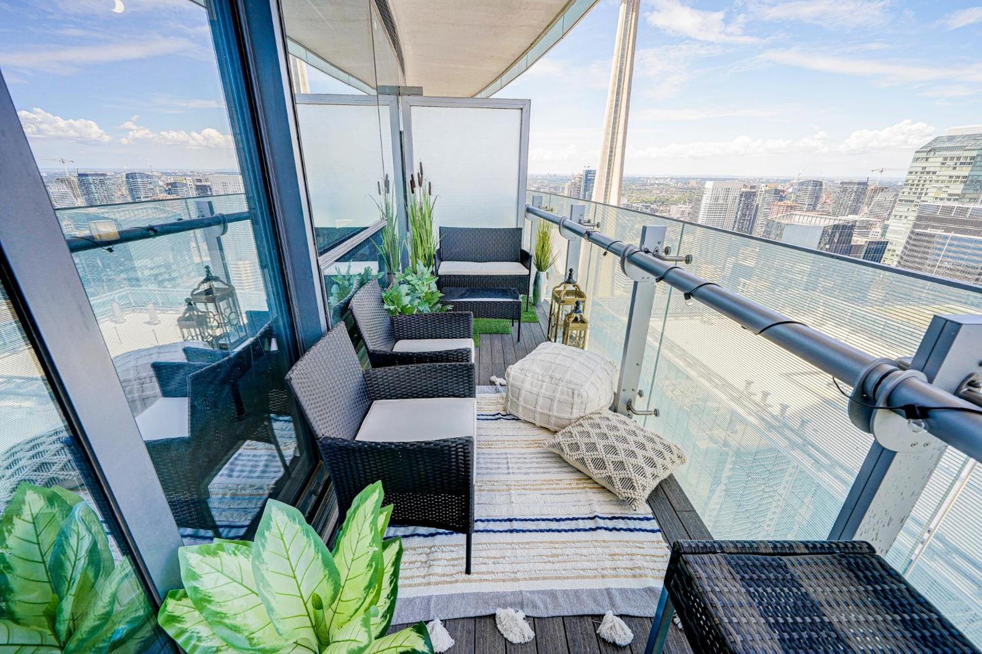 Skytree - Modern Rusty Condo Close To Union Station In Heart Of Downtown Торонто Экстерьер фото